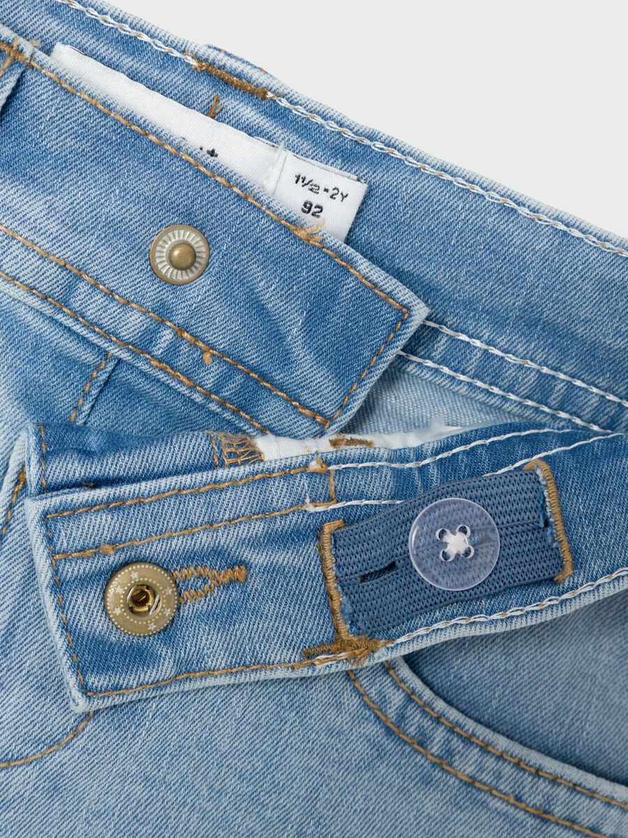 SLIM FIT DENIM SHORT