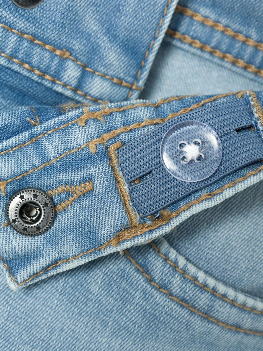 SLIM FIT DENIM SHORT