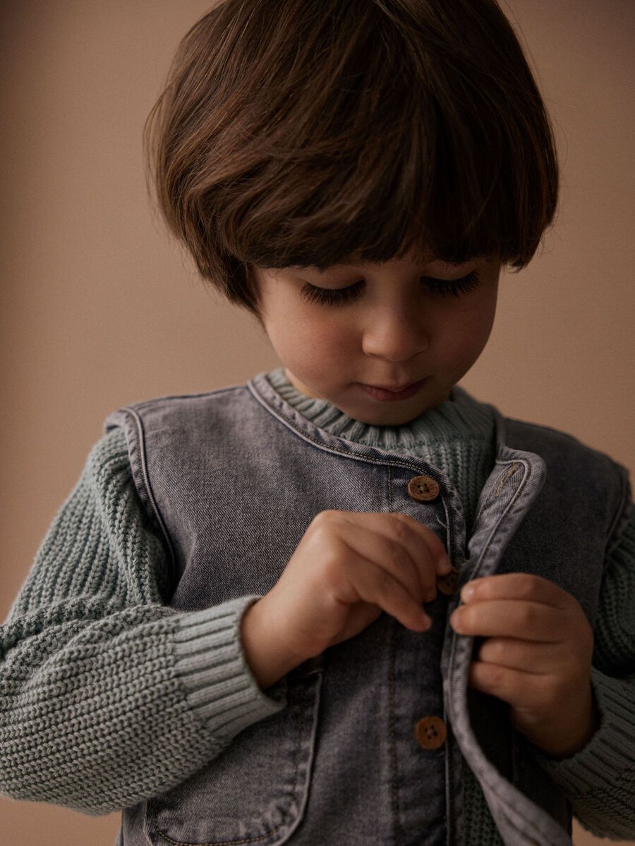 LANGE MOUWEN GEBREIDE TRUI