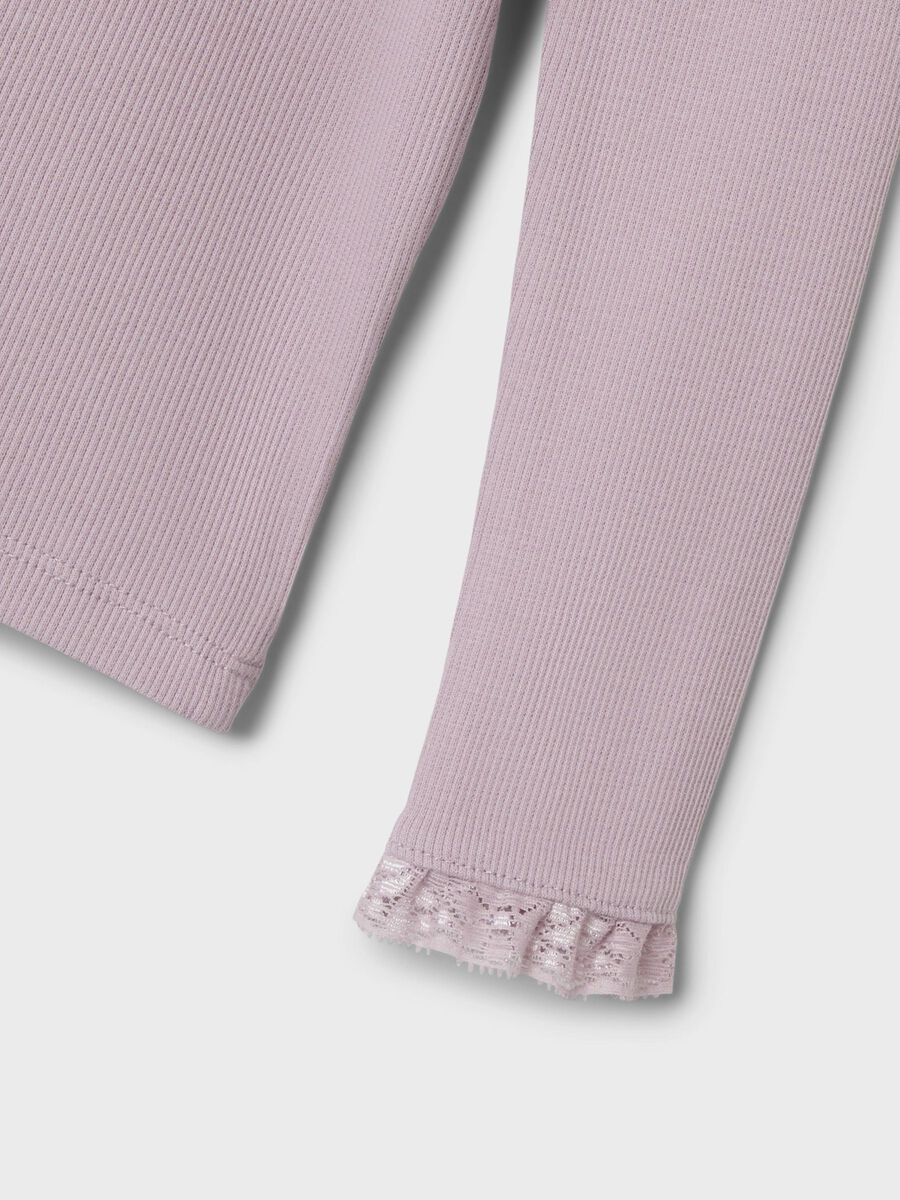 SLIM FIT TOP MET LANGE MOUWEN