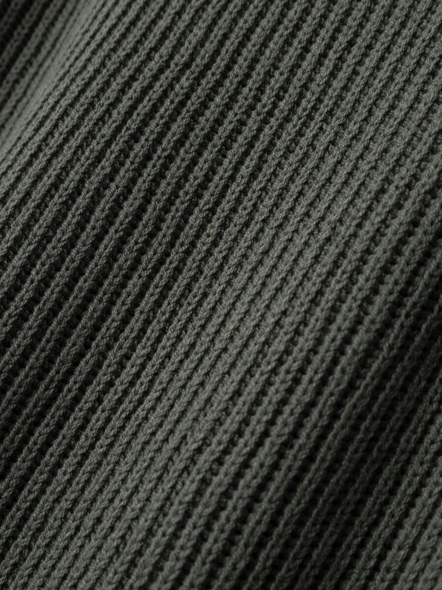 LANGE MOUWEN GEBREIDE TRUI