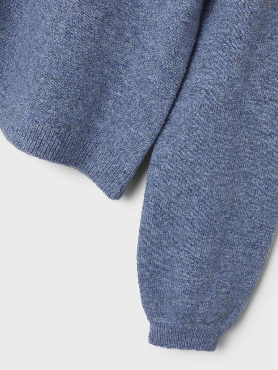 LANGE MOUWEN GEBREIDE TRUI