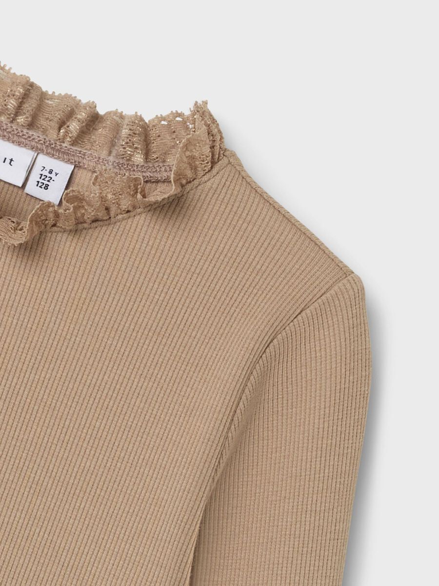 SLIM FIT TOP MET LANGE MOUWEN