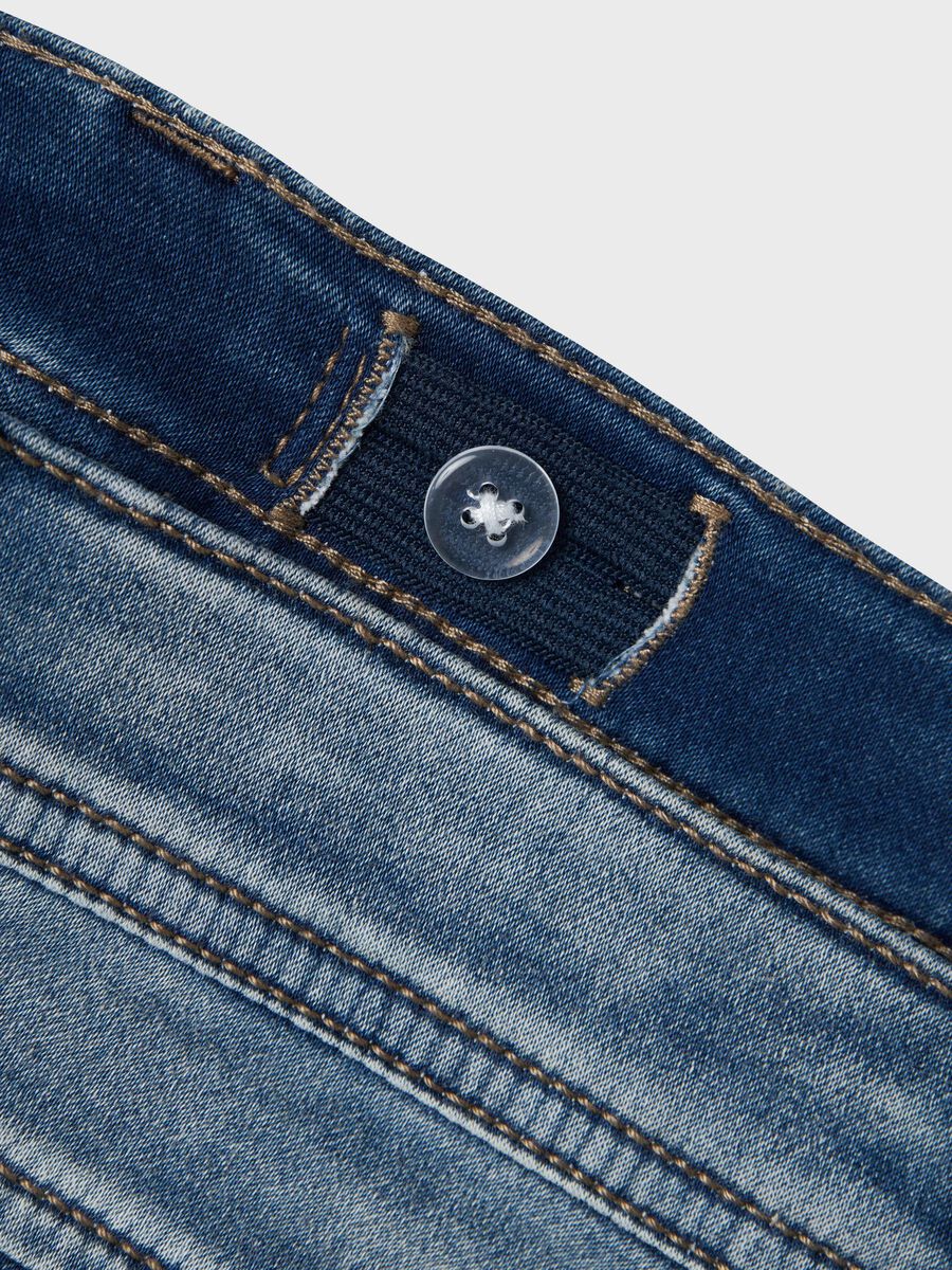 SLIM FIT DENIM SHORT