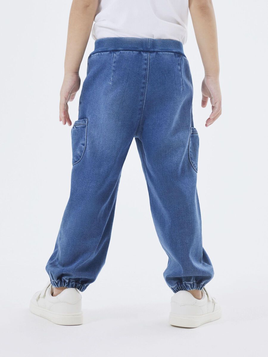 REGULAR FIT CARGO JEANS