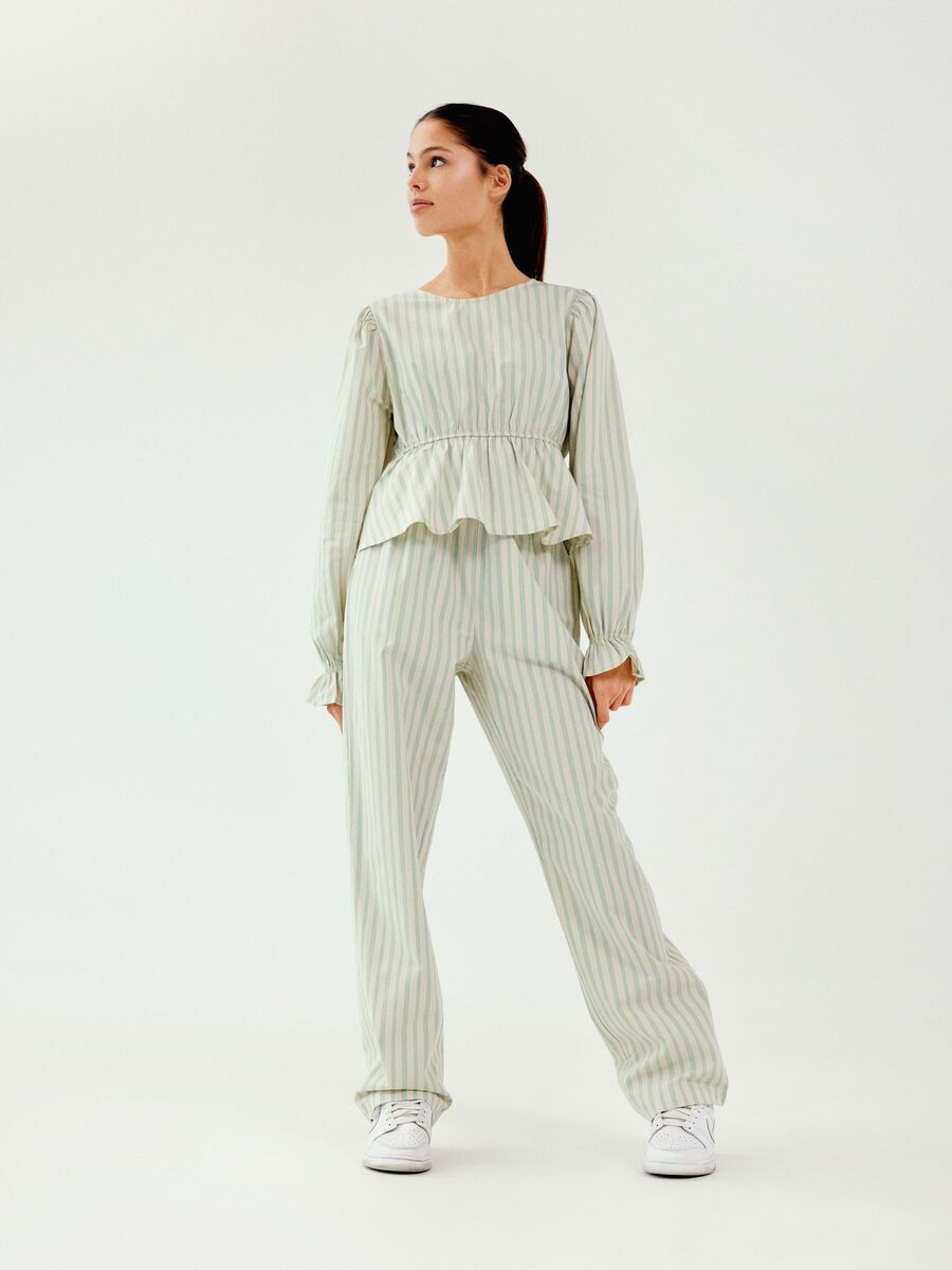 GESTREEPT STRAIGHT BROEK