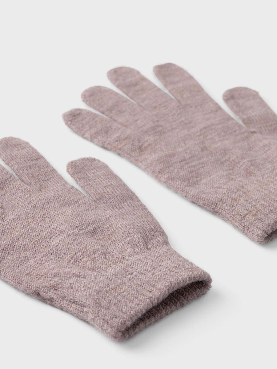 GEBREID HANDSCHOENEN