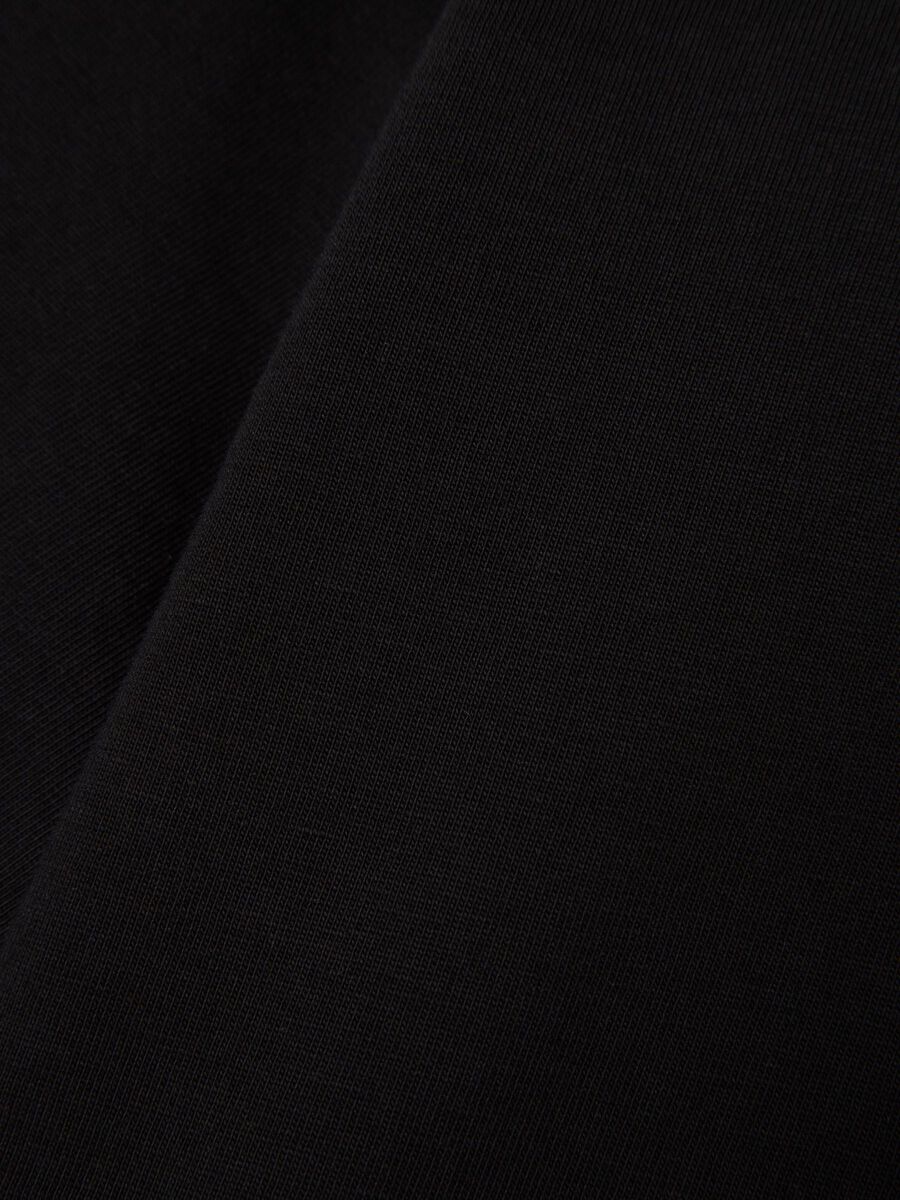 SOEPELVALLENDE T-SHIRT