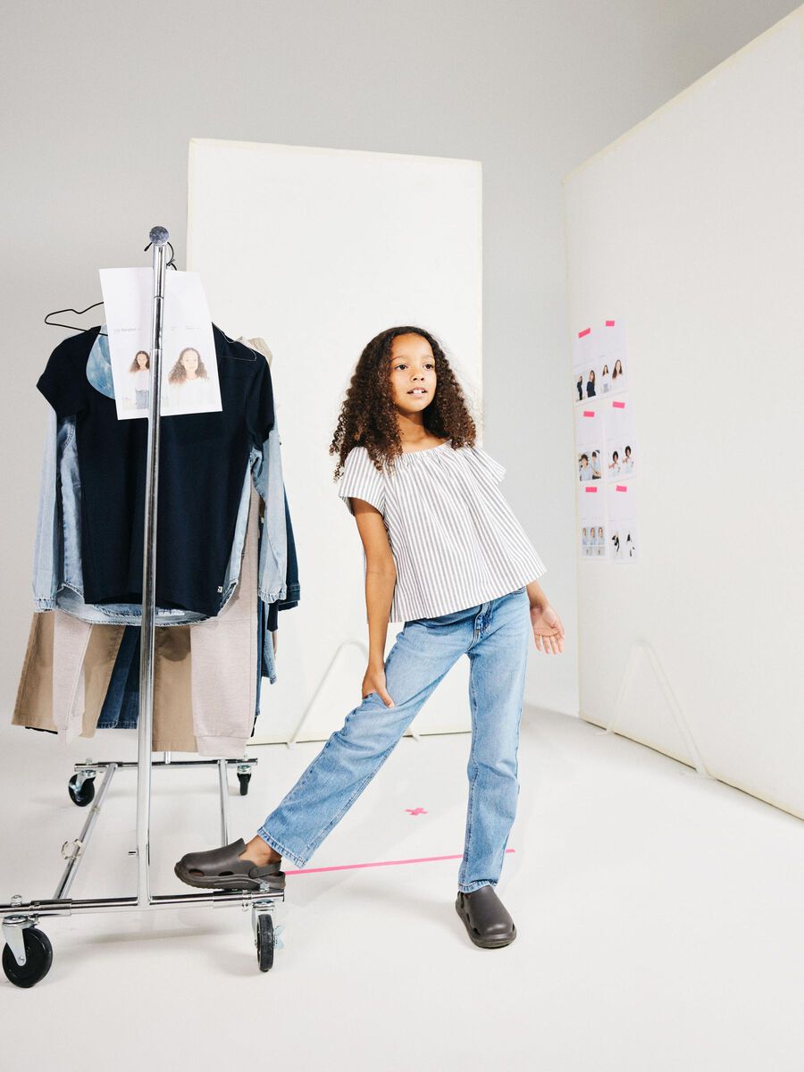 SOEPELVALLENDE T-SHIRT