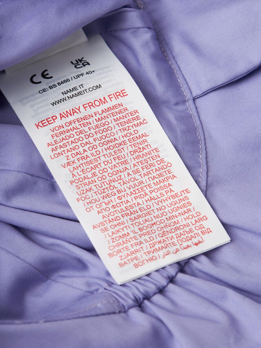 UV-BESCHERMING ZONNEHOEDJE