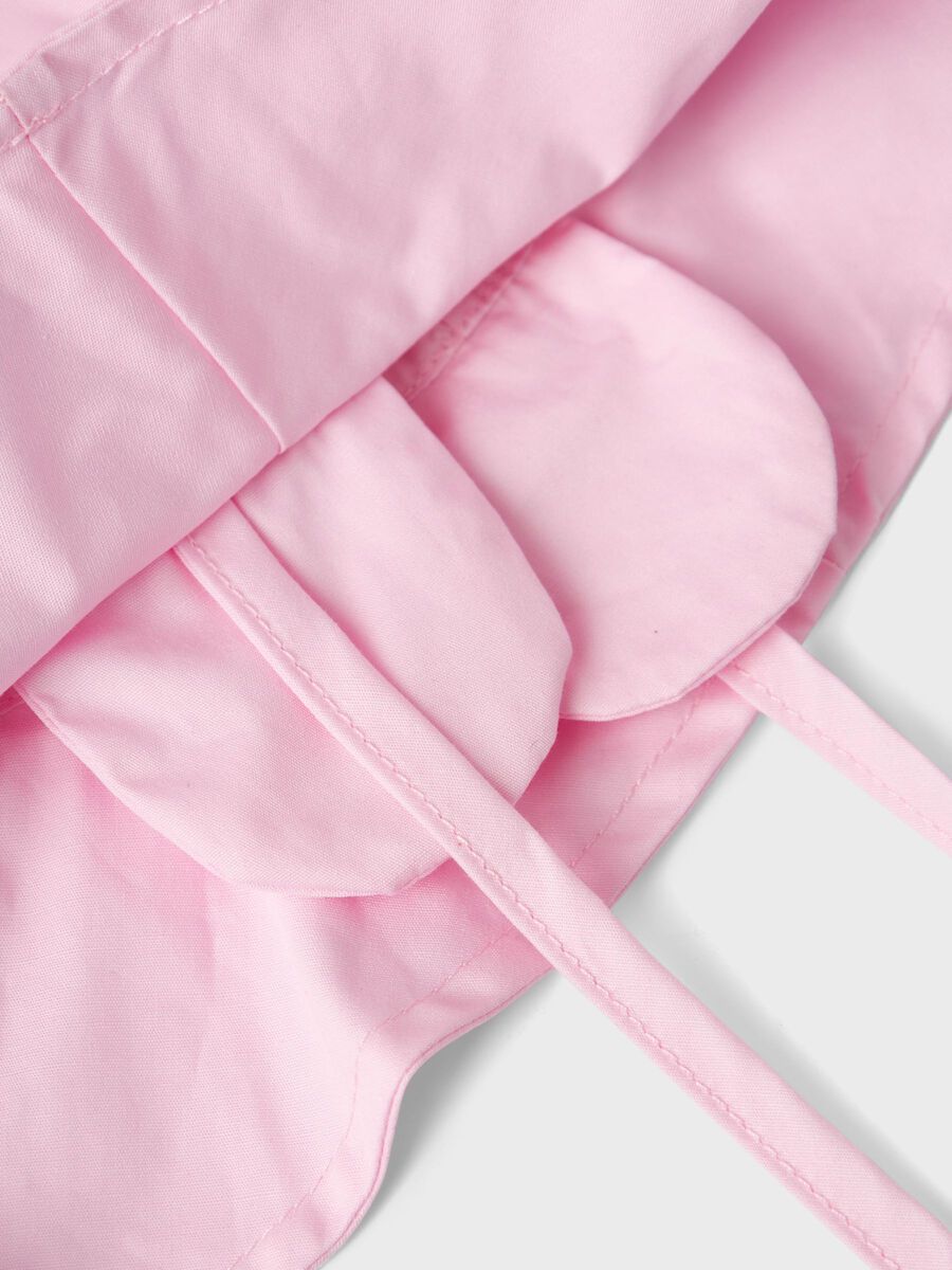 UV-BESCHERMING ZONNEHOEDJE