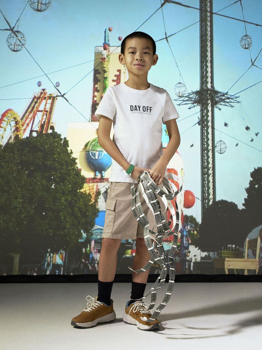 LOOSE FIT SWEATSHORT