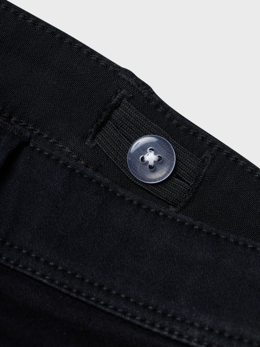 SLIM FIT LANGE SHORTS