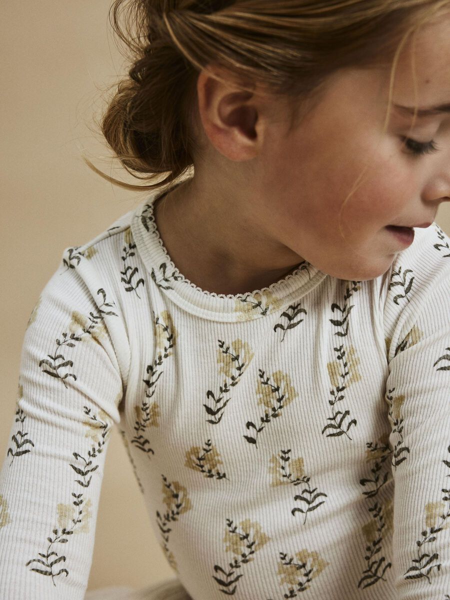 SLIM FIT TOP MET LANGE MOUWEN