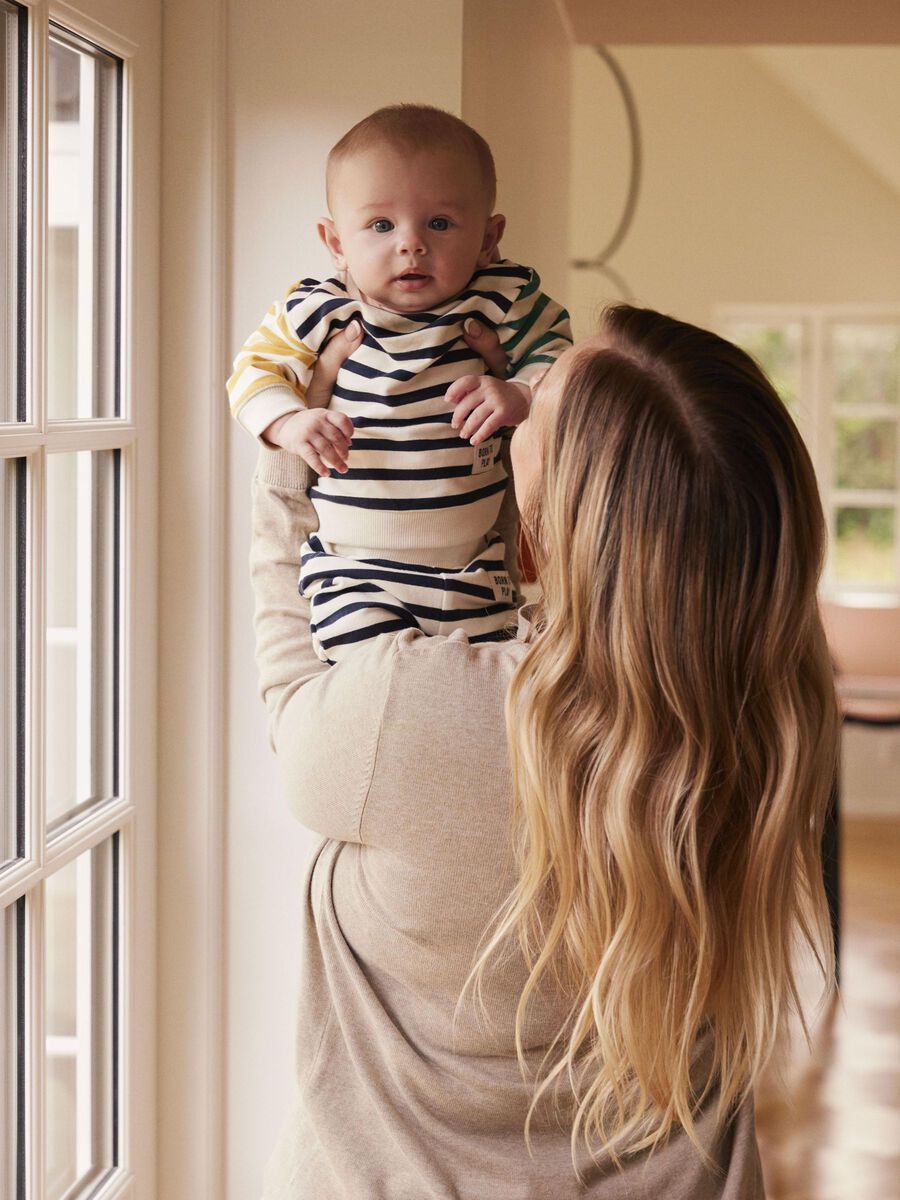 REGULAR FIT SWEATSHIRT