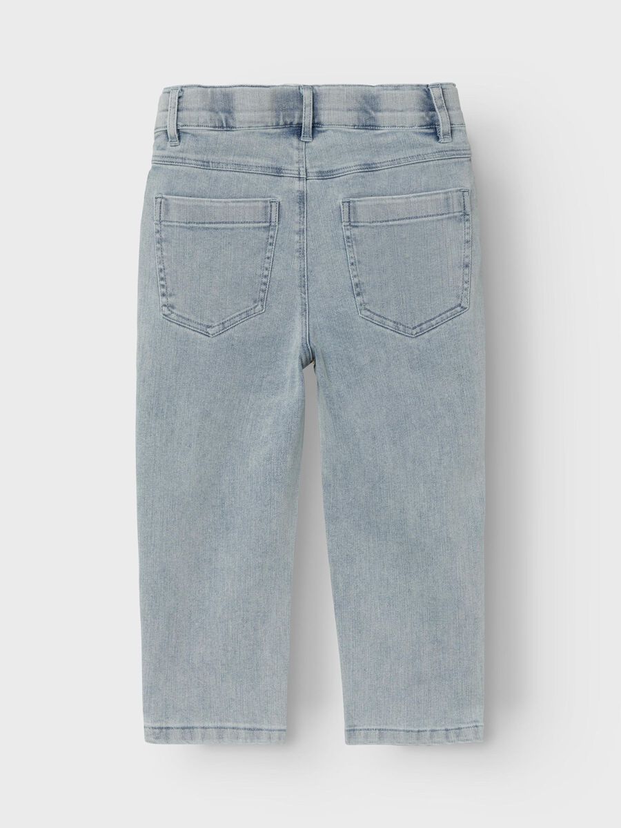 TAPERED FIT JEANS