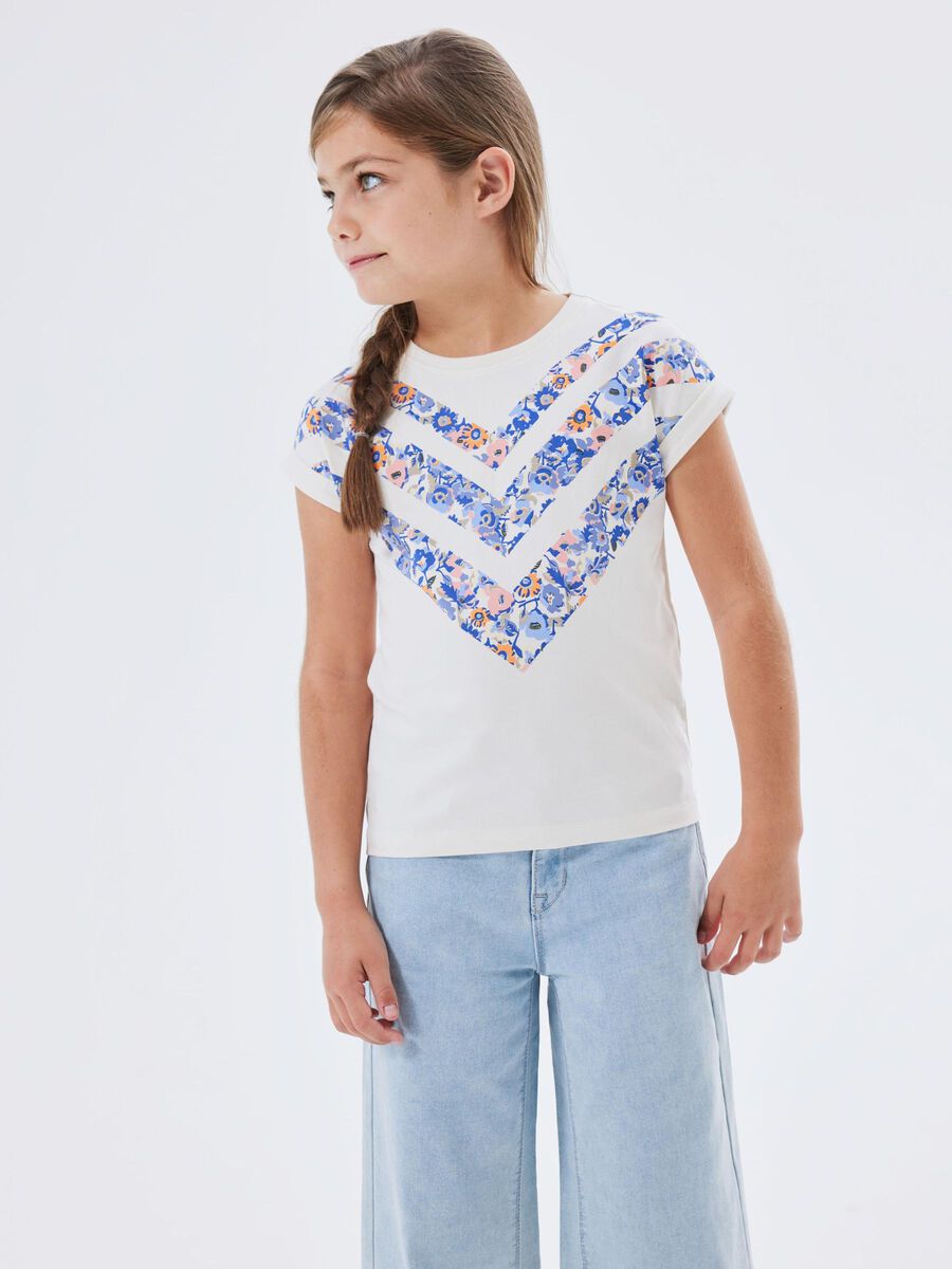 PRINT TOP MET KORTE MOUWEN