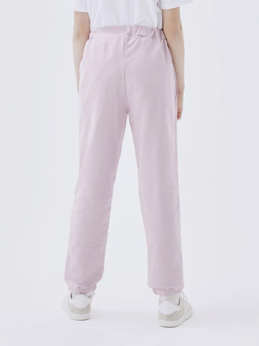 STRAIGHT LEG SWEATPANTS