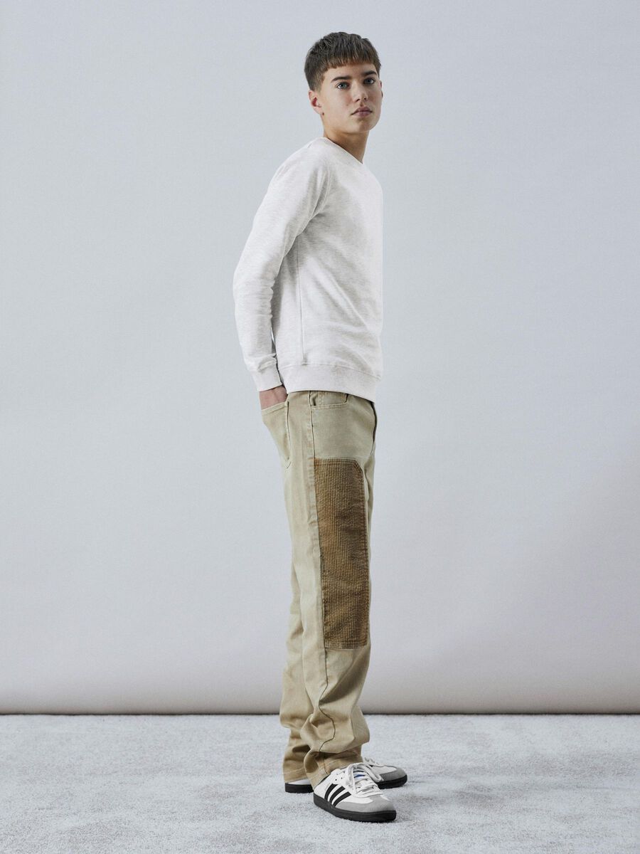 RELAXED FIT SWEATSHIRT