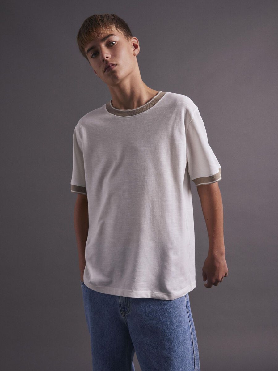 LOOSE FIT T-SHIRT