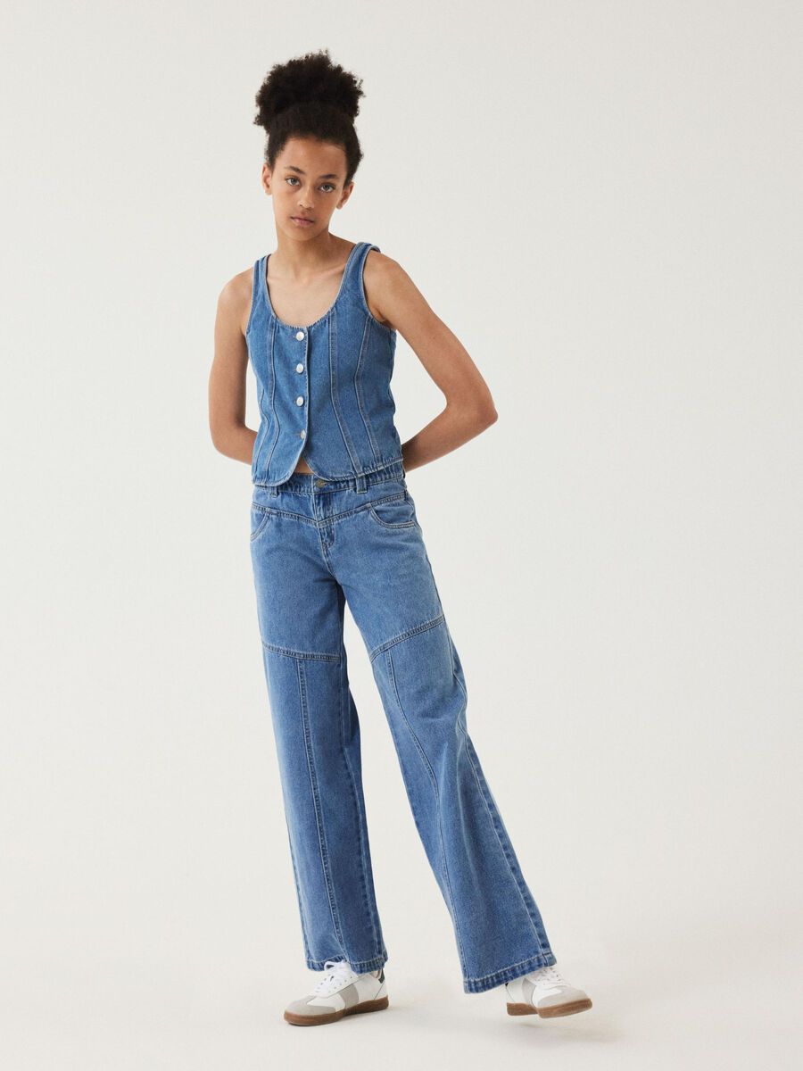 LOW-WAIST WIDE-LEG JEANS