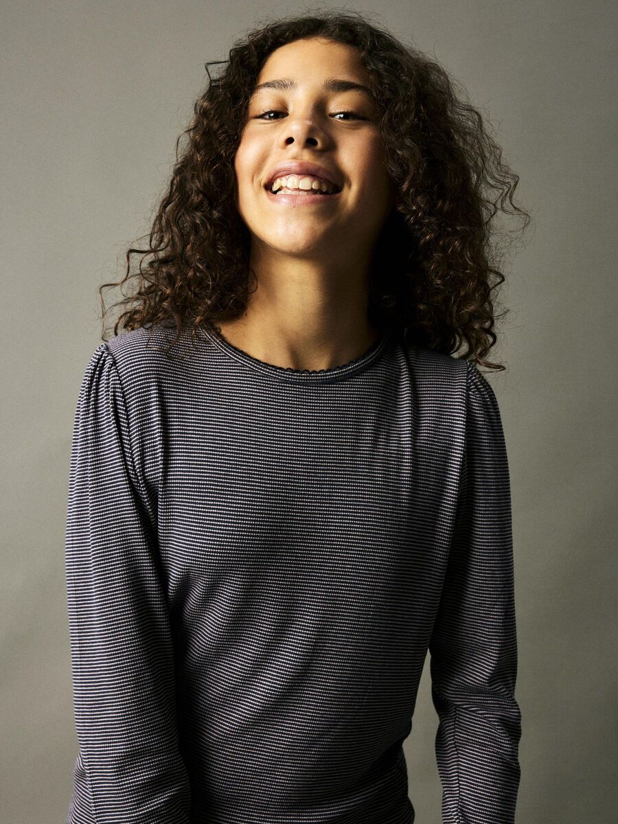 REGULAR FIT TOP MET LANGE MOUWEN