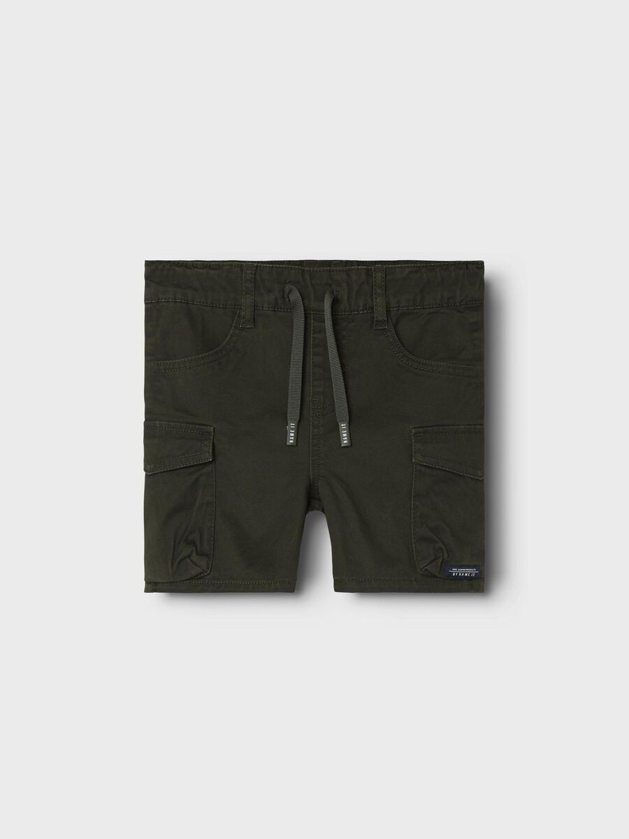 BAGGY FIT CARGO SHORT