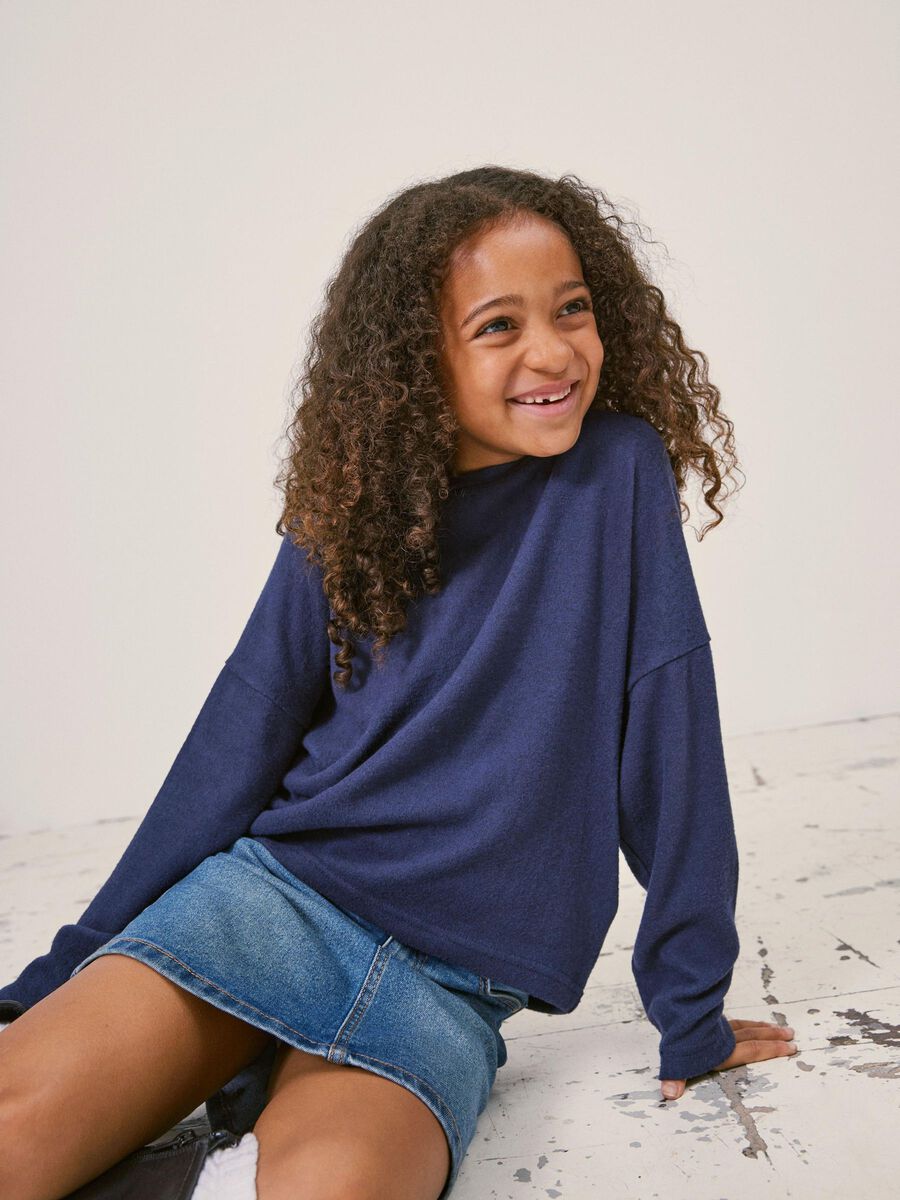 LANGE MOUWEN GEBREIDE TRUI