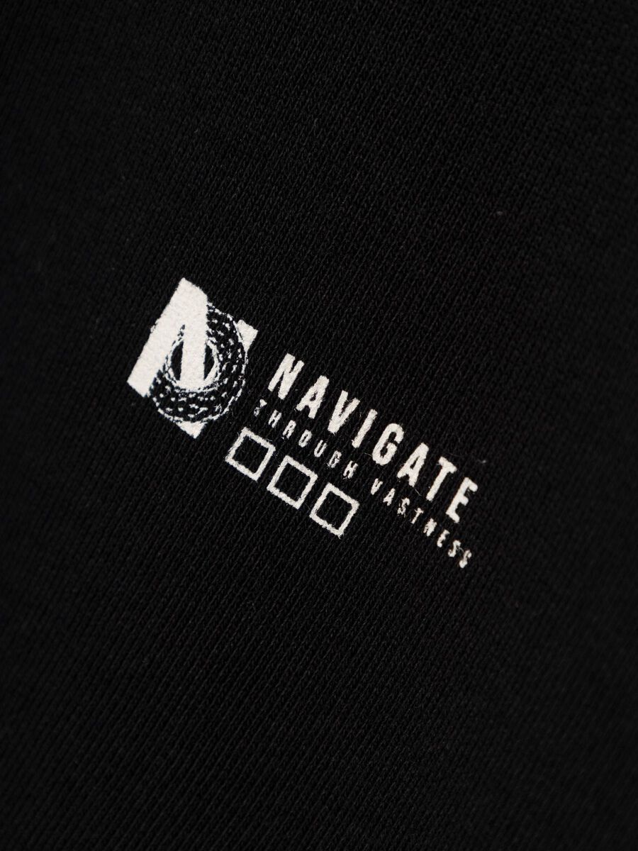 LOOSE FIT SWEATSHIRT