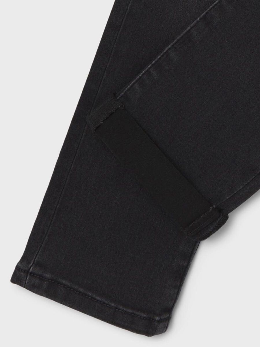 SLIM FIT JEANS