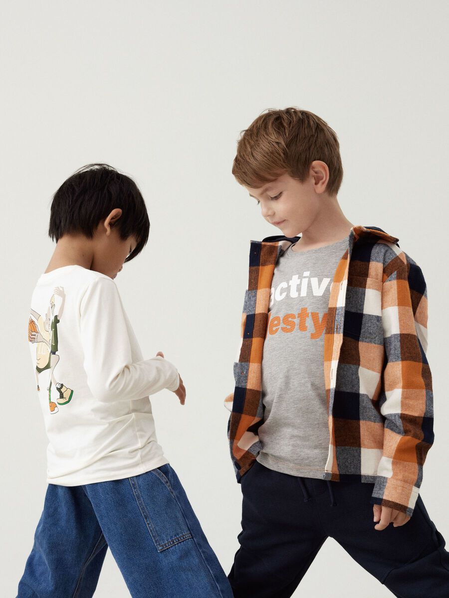 REGULAR FIT TOP MET LANGE MOUWEN