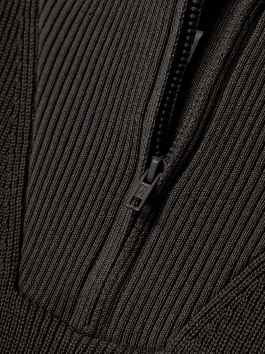 REGULAR FIT GEBREIDE TRUI