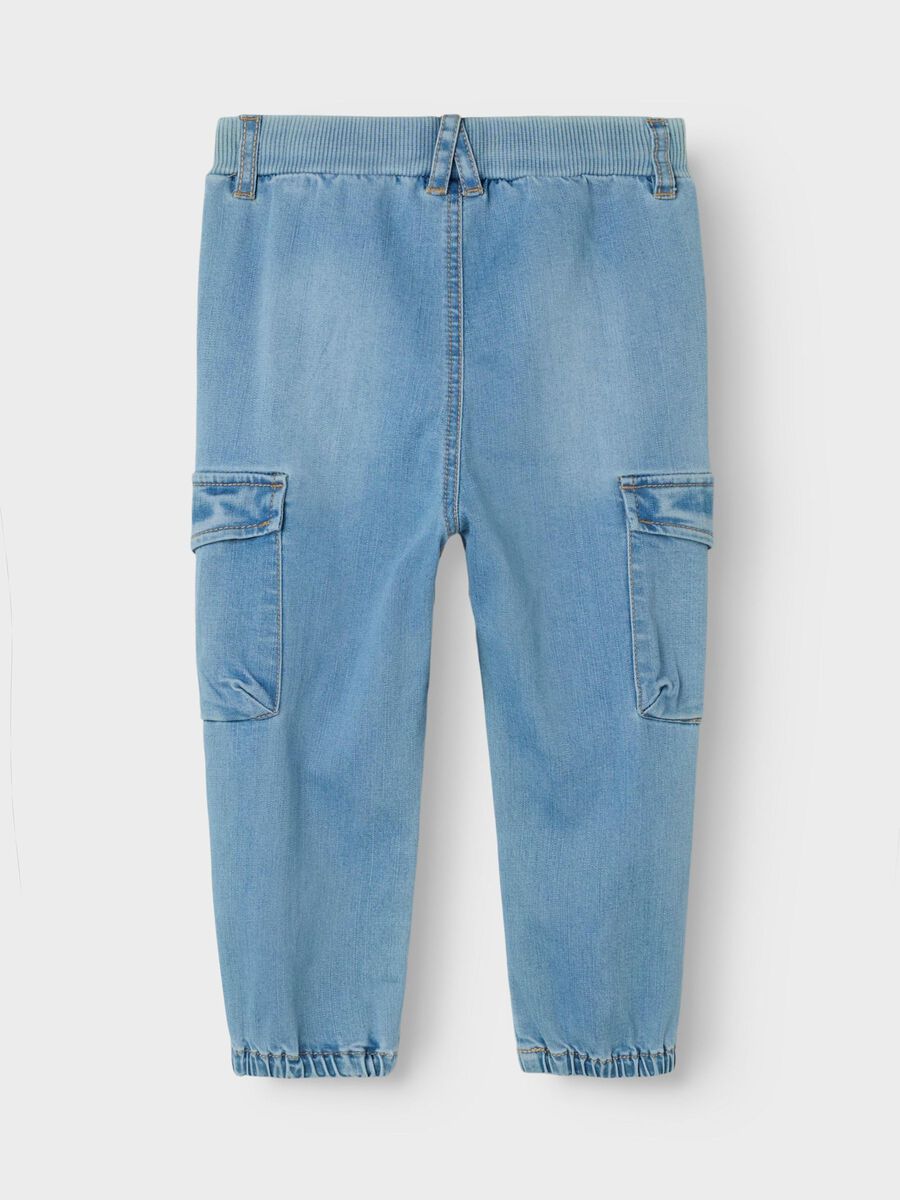 BAGGY FIT CARGO JEANS