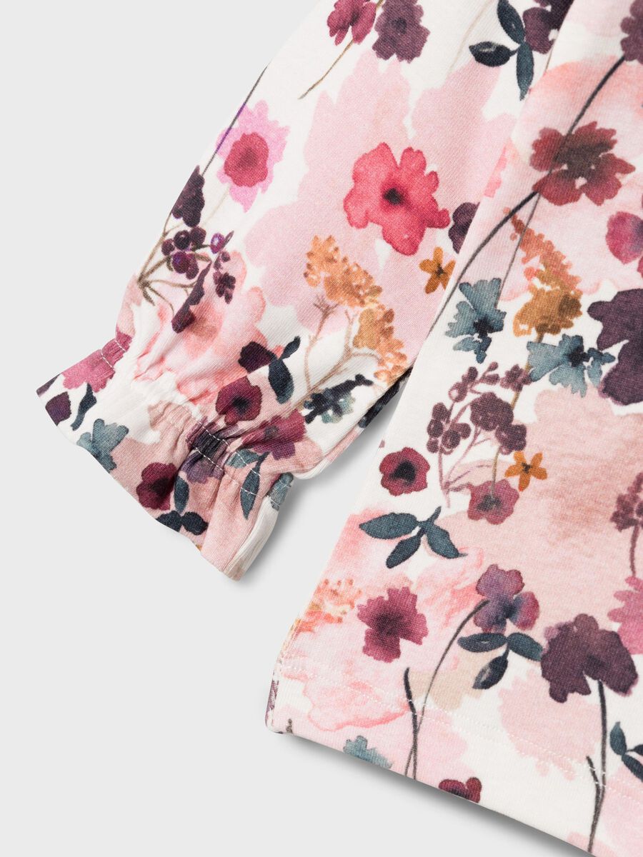 SLIM FIT TOP MET LANGE MOUWEN