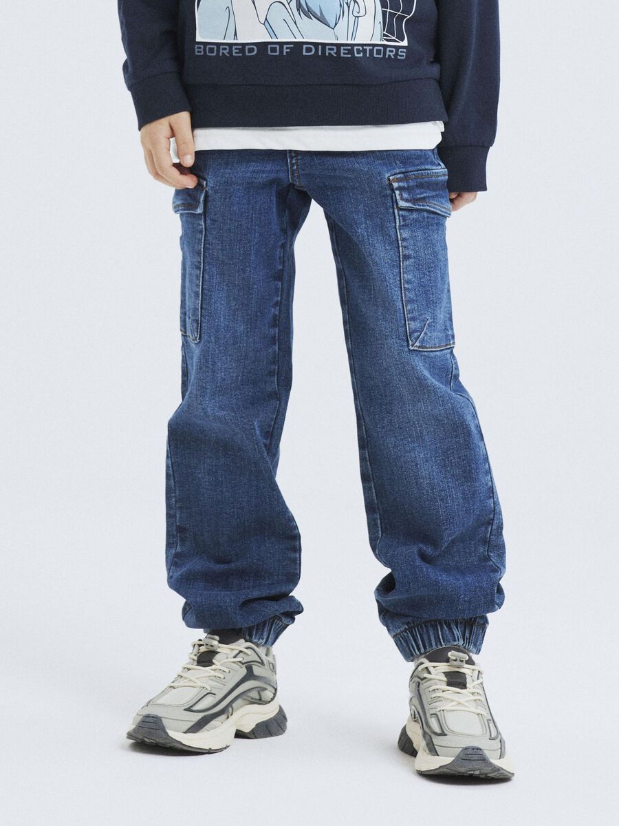 REGULAR FIT CARGO JEANS