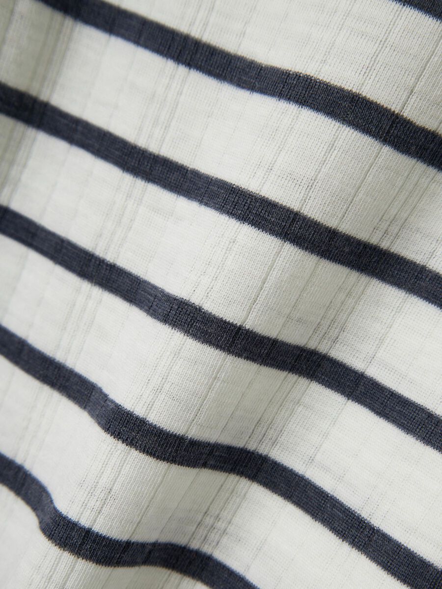 MERINO WOL TOP MET LANGE MOUWEN