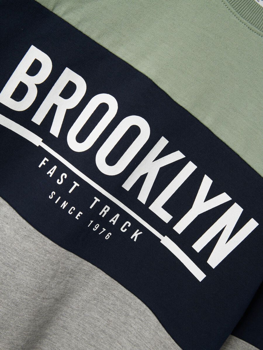 REGULAR FIT SWEATSHIRT