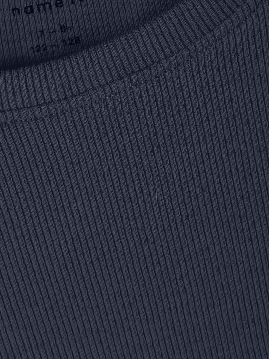 - SLIM TOP MET LANGE MOUWEN