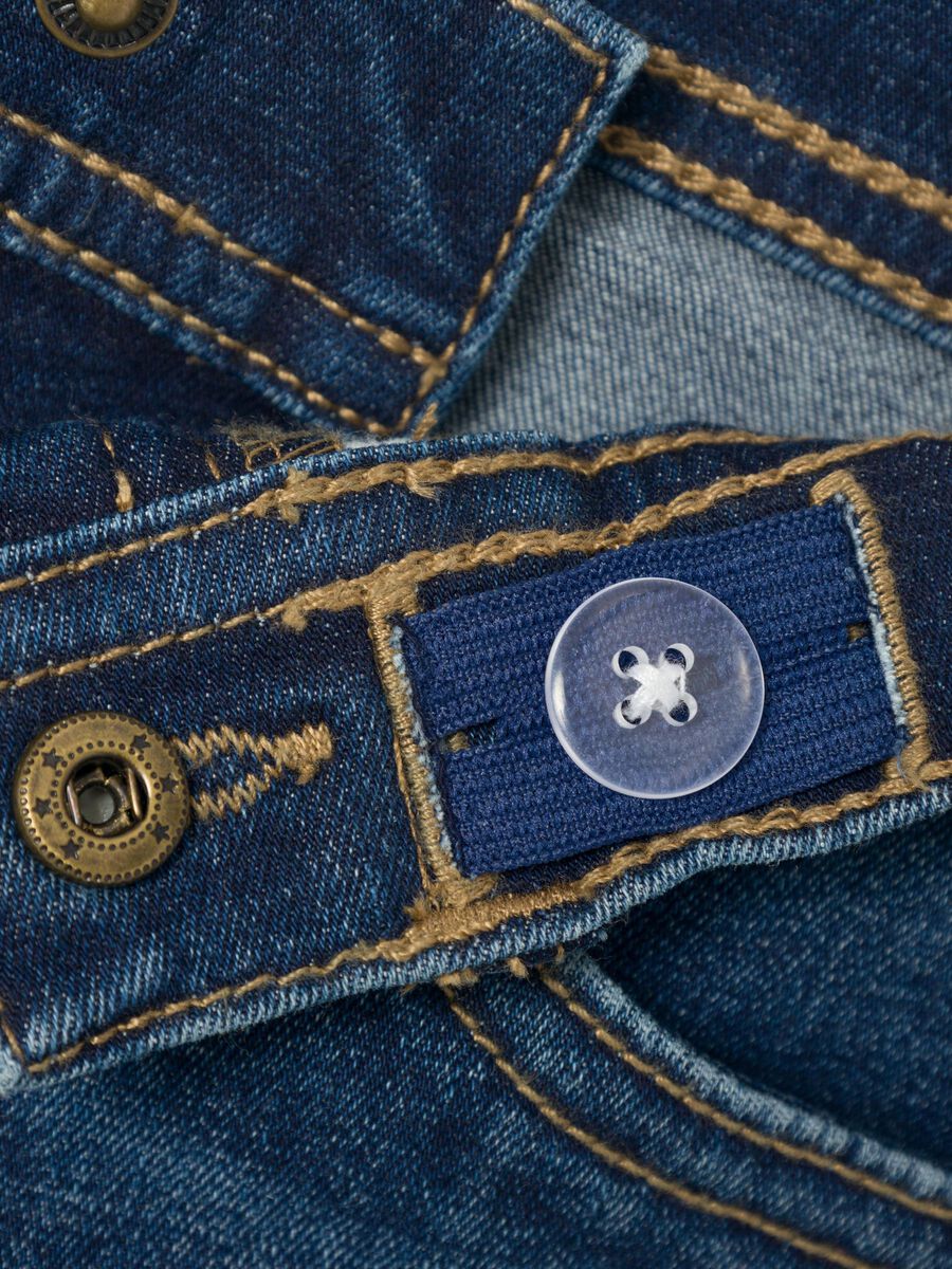 SLIM FIT DENIM SHORT