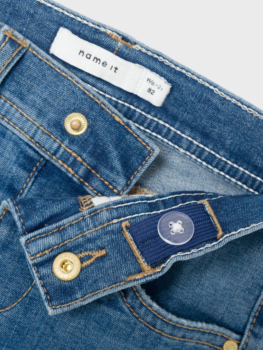 SLIM FIT DENIM SHORT