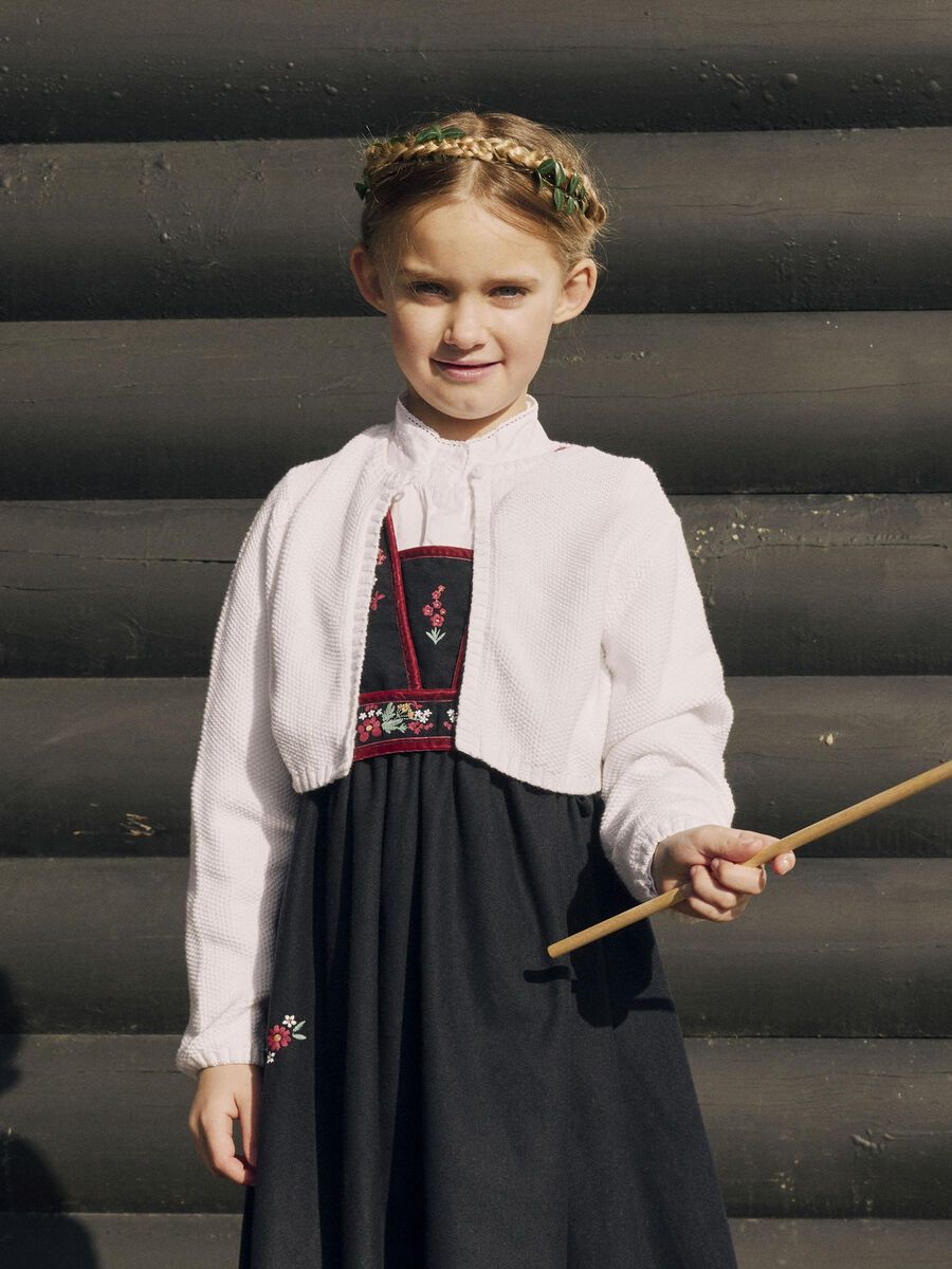 FESTDRAKT GEBREID VEST