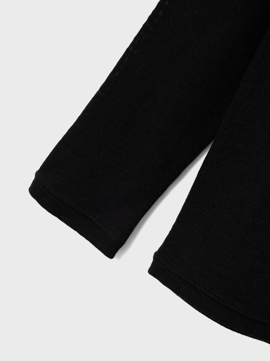 MERINO WOL TOP MET LANGE MOUWEN