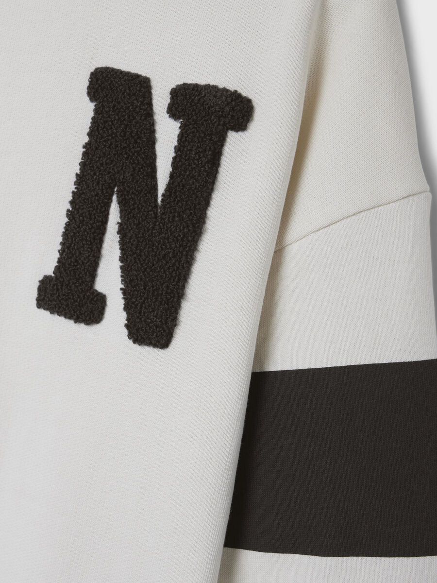 REGULAR FIT SWEATSHIRT