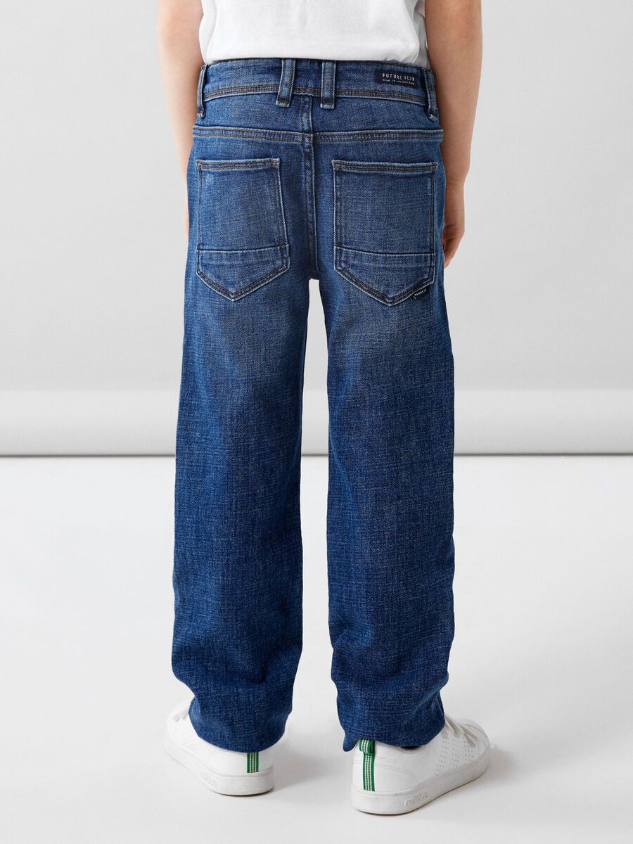 STRAIGHT FIT JEANS