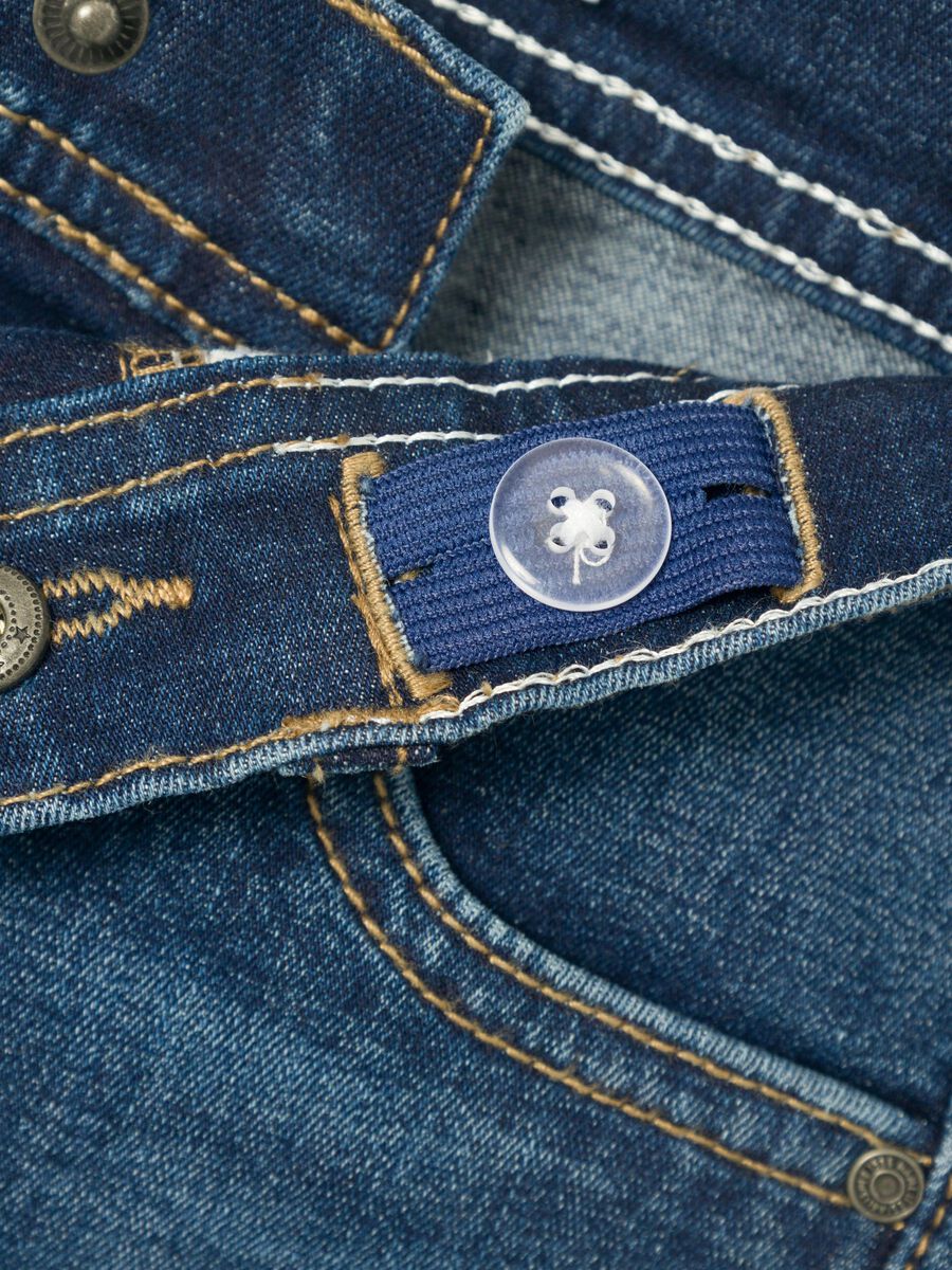 SLIM FIT DENIM SHORT