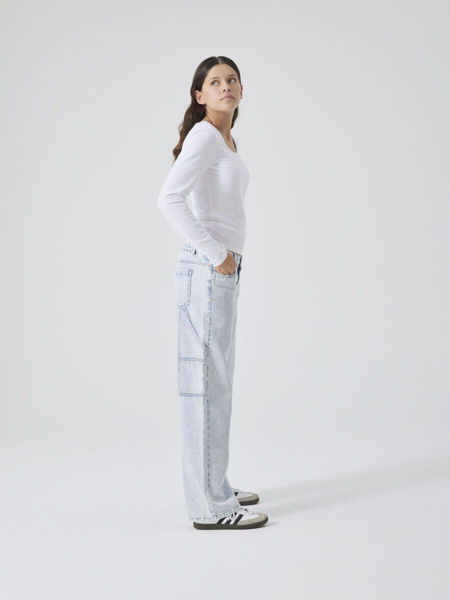 DIEPE RONDE HALS TOP MET LANGE MOUWEN