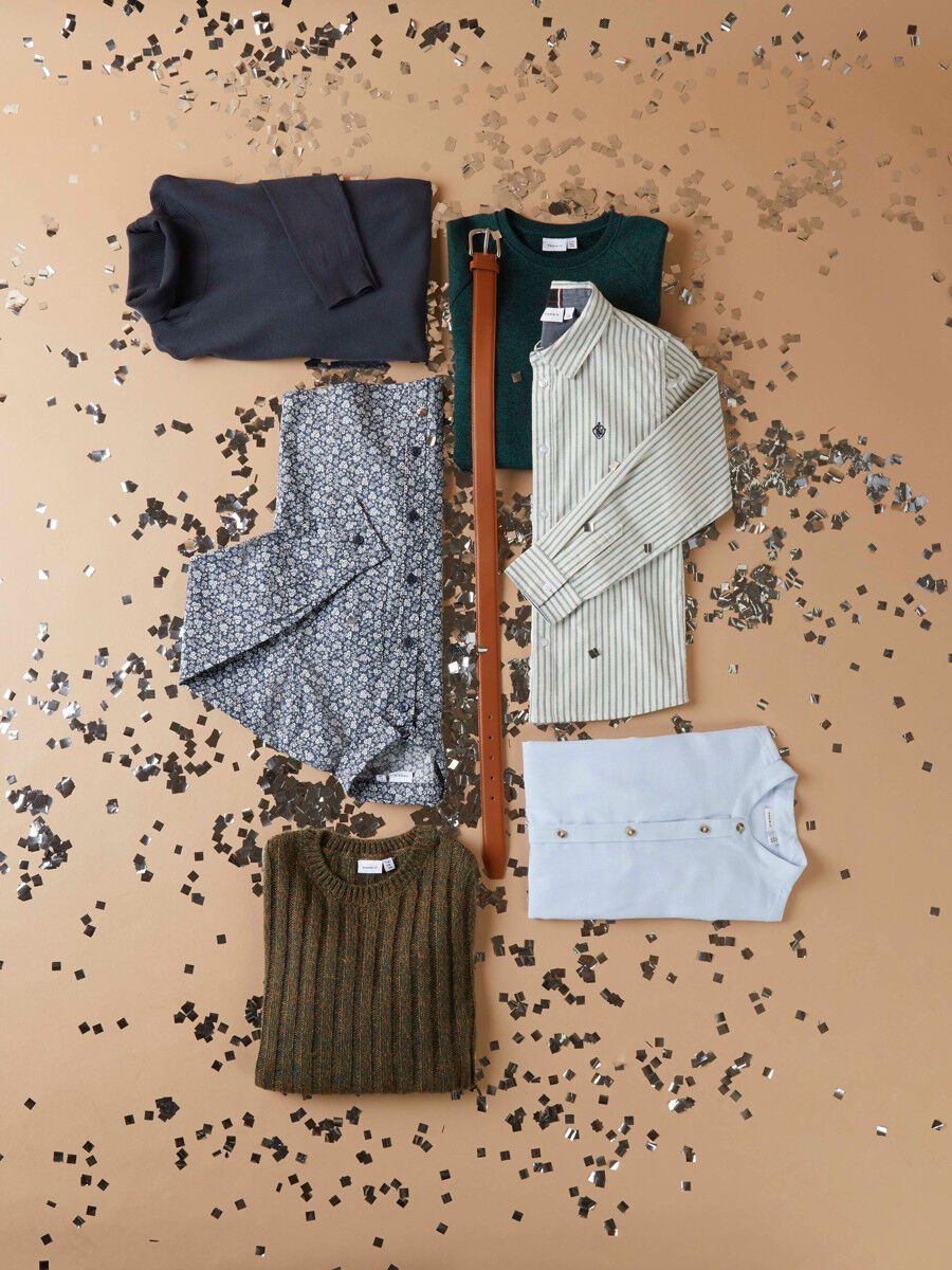 REGULAR FIT OVERHEMD MET LANGE MOUWEN