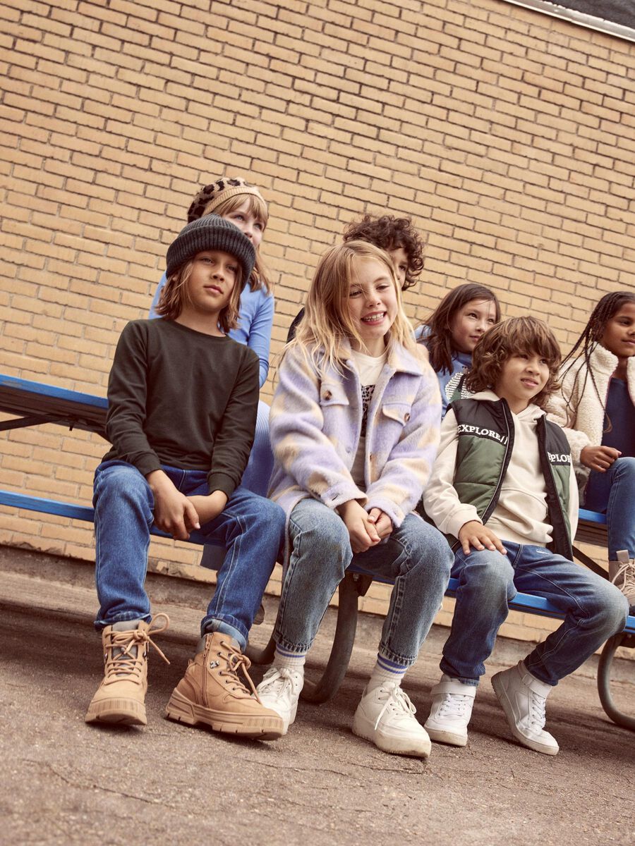 CREW-NECK SWEATSHIRT