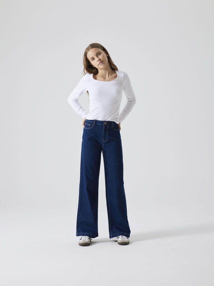 DIEPE RONDE HALS TOP MET LANGE MOUWEN