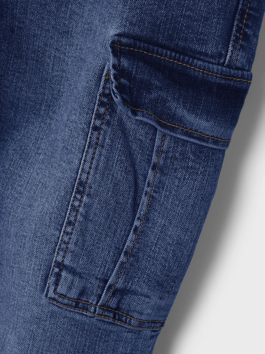 REGULAR FIT CARGO JEANS